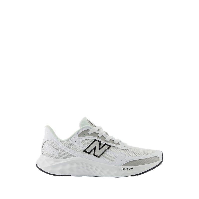 New Balance Arishi รองเท้าวิ่งผู้หญิง - สีขาว